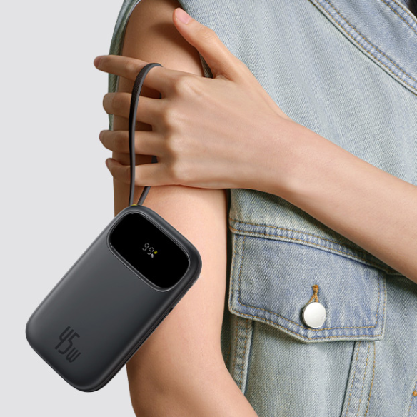 OS-Baseus EnerFill FC31 Qpow 3 Digital Display Power Bank with USB-C+iP Cables 20000mAh 45W Cosmic Black