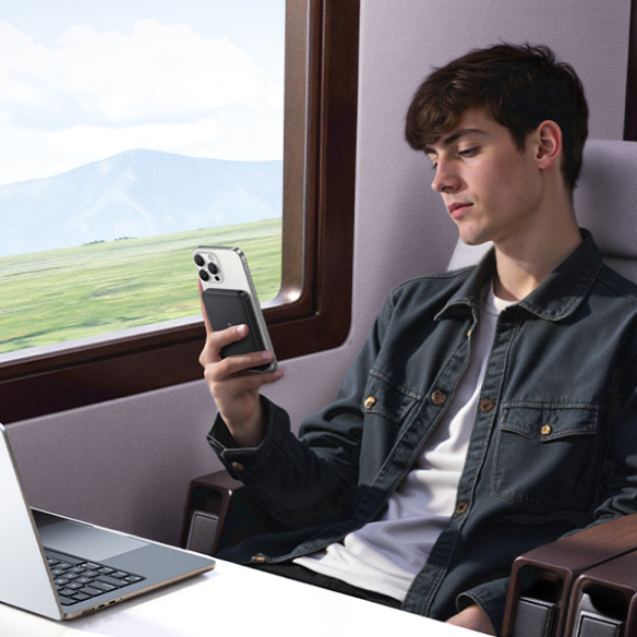 OS-Baseus EnerFill FM12 Qi2 Magnetic Power Bank 10000mAh 22.5W Cosmic Black