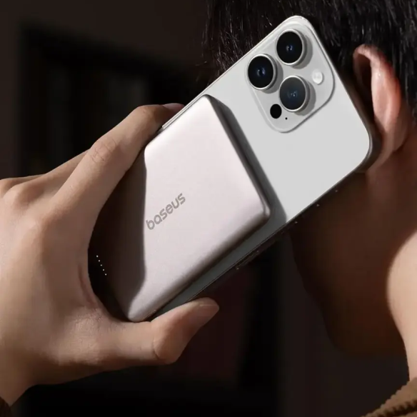 Baseus PicoGo AM41 Ultracienki Magnetyczny Power Bank 5000mAh 20W Natural Titanium